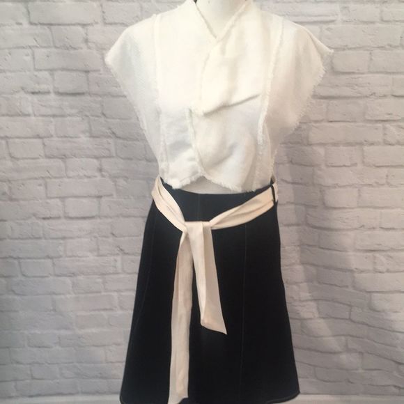 Arden B, Black Knee-Length Skirt w/White Stitching and Silk Ribbon Belt - Size 0 - Picture 8 of 11